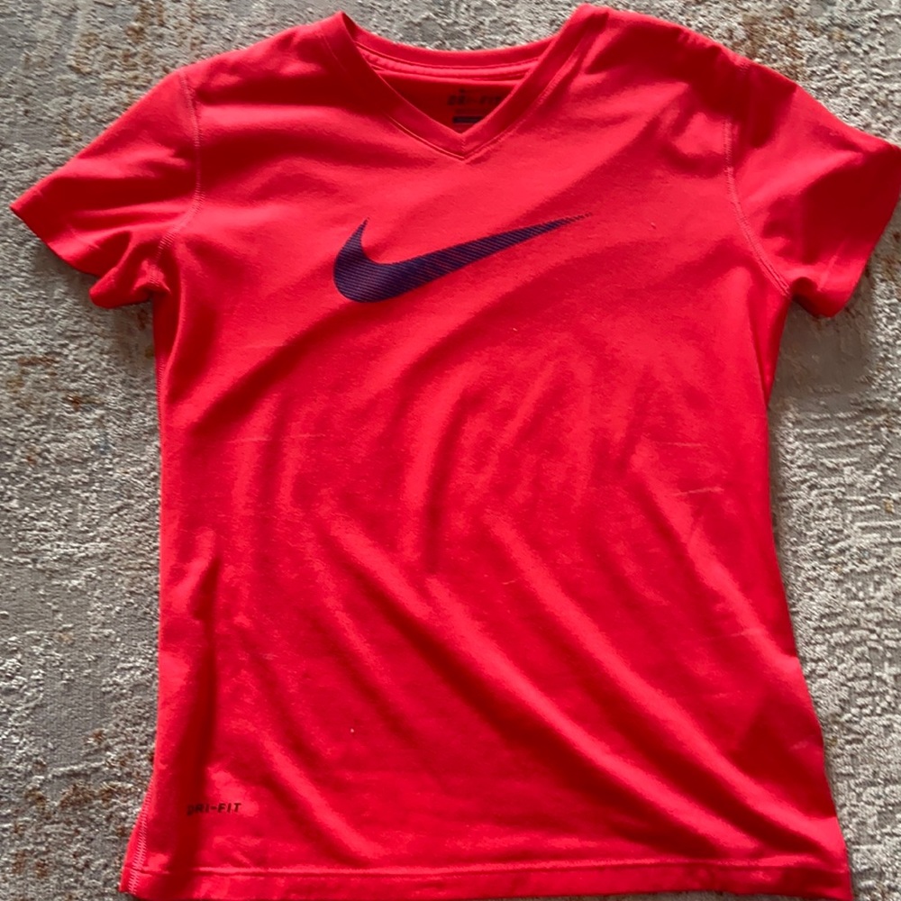 Nike dri fit working out top
